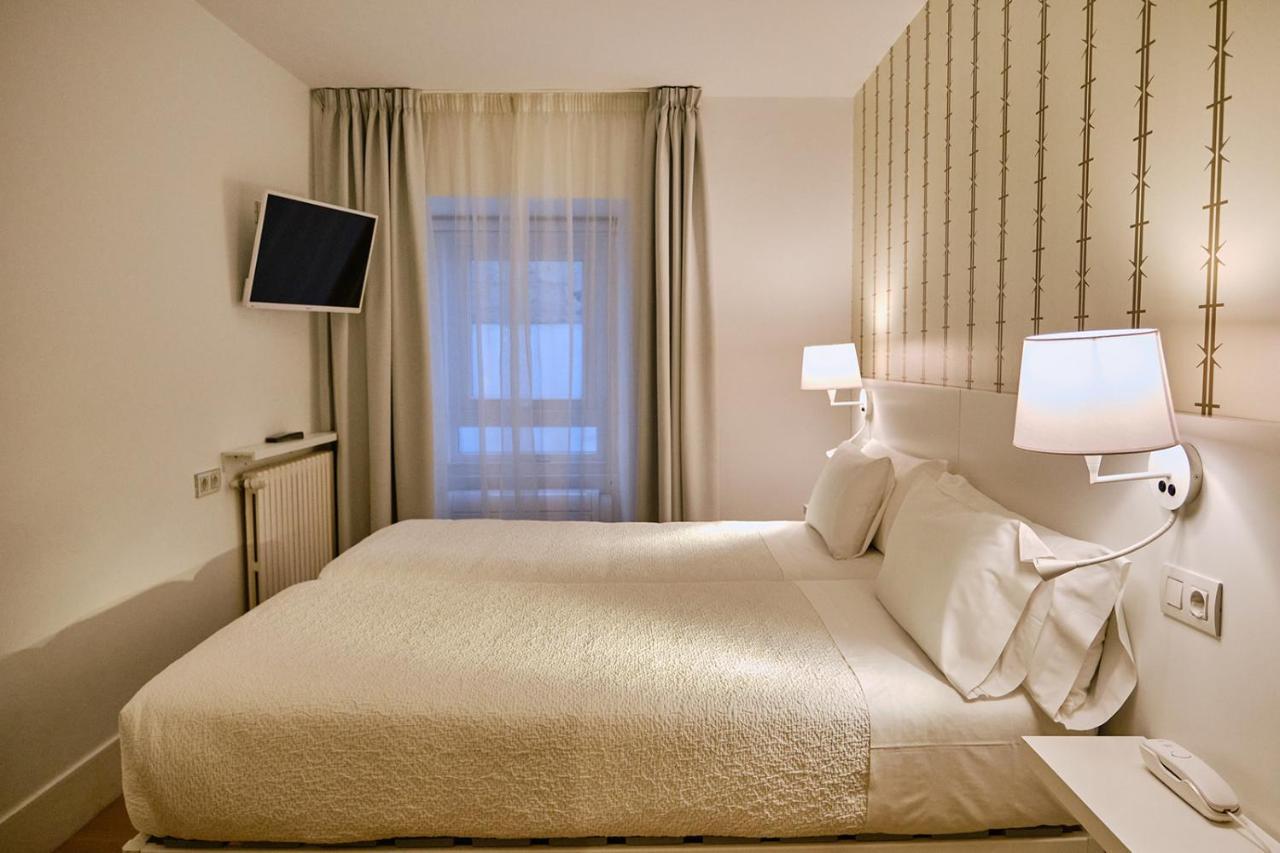 סנטיאגו דה קומפוסטלה Hostal Suso מראה חיצוני תמונה