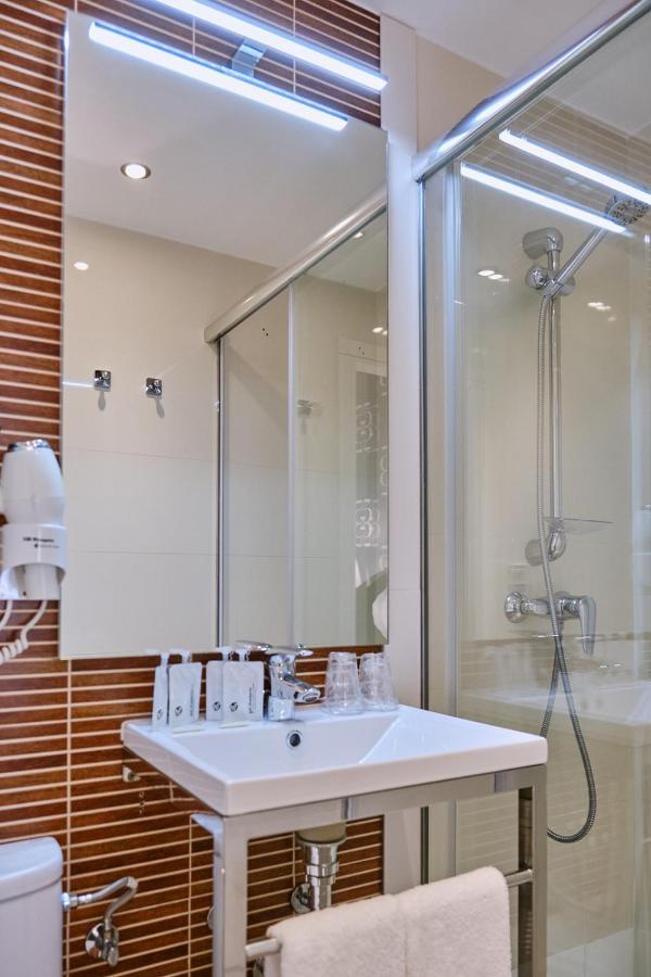 סנטיאגו דה קומפוסטלה Hostal Suso מראה חיצוני תמונה