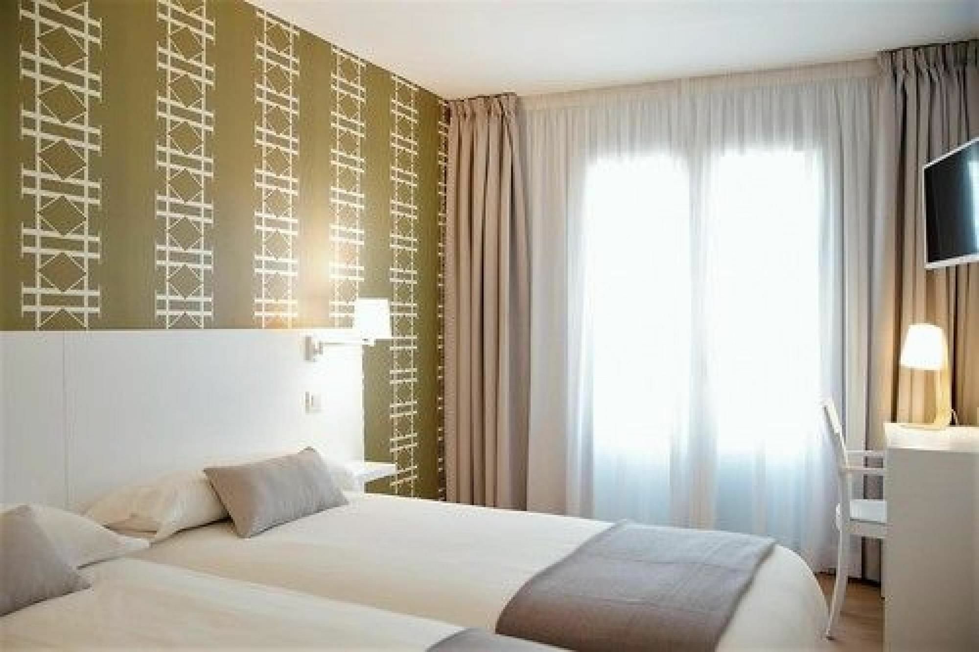 סנטיאגו דה קומפוסטלה Hostal Suso מראה חיצוני תמונה